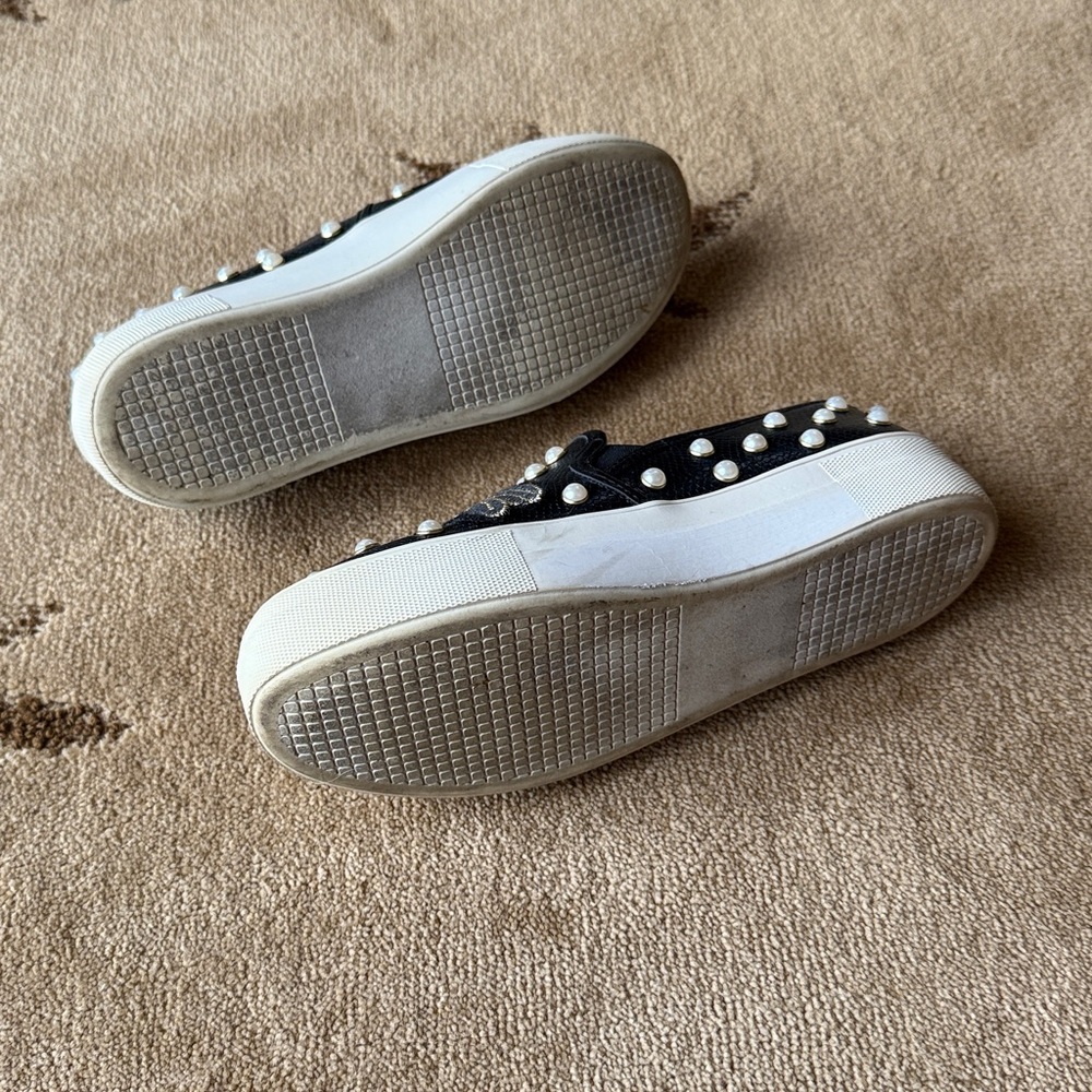 Steve Madden Black Bee Embellished Sneakers - Picture 4 of 4